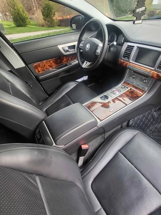 2010 Jaguar X250 XFR - Image 5 of 12