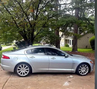 2010 Jaguar XF XF 20d Sedan 4D