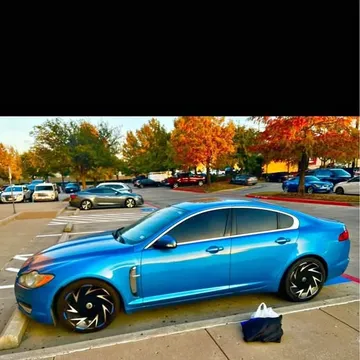 2010 Jaguar XF Premium Sedan 4D
