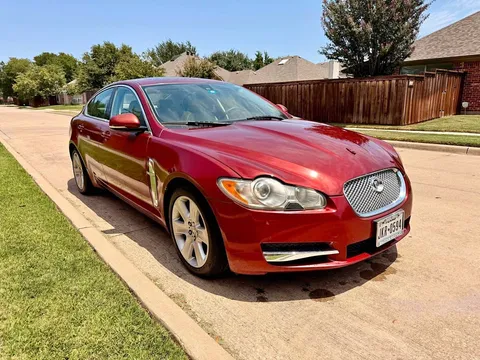 2010 Jaguar XF XF Premium Sedan 4D