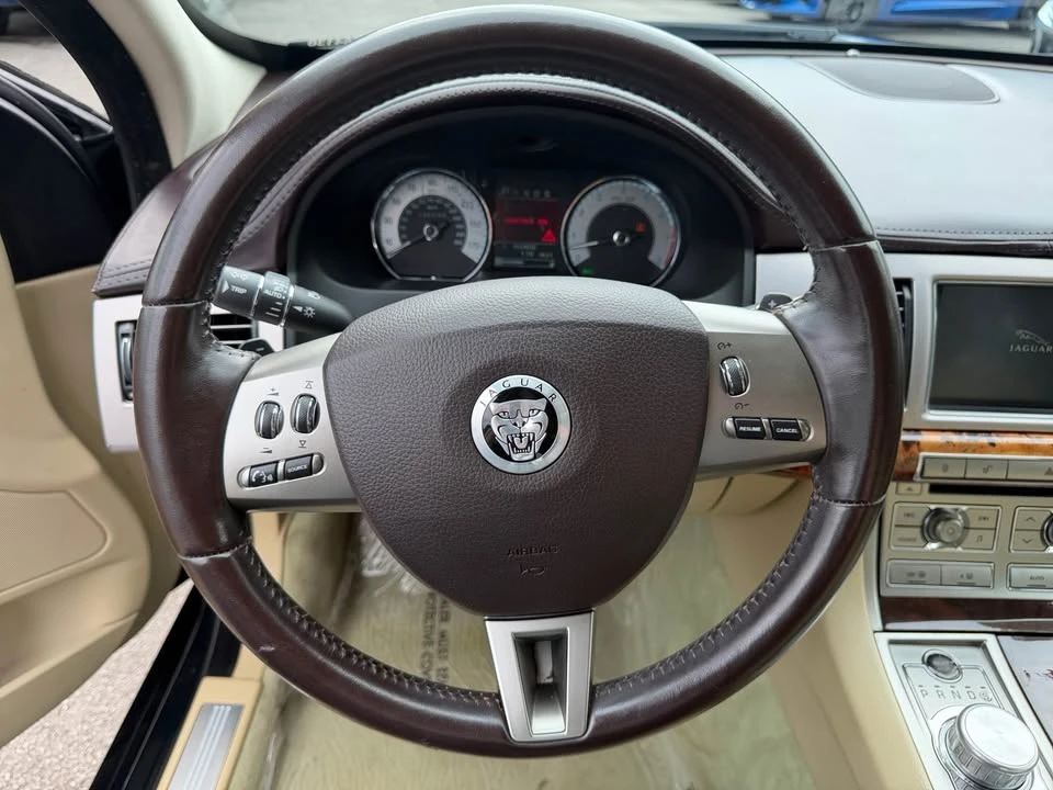 2010 Jaguar X250 XF - Image 11 of 17