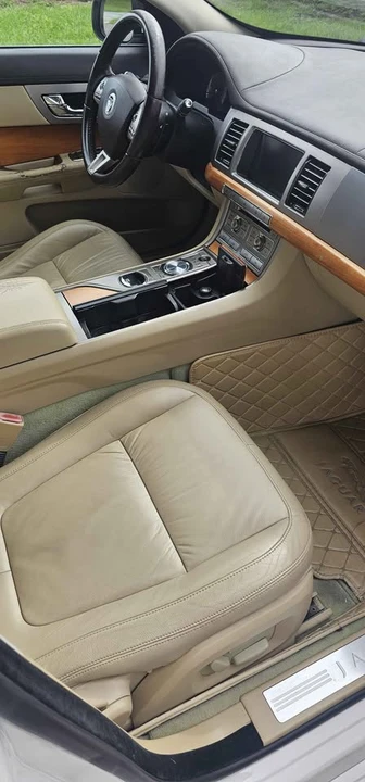 2010 Jaguar X250 XF - Image 7 of 20