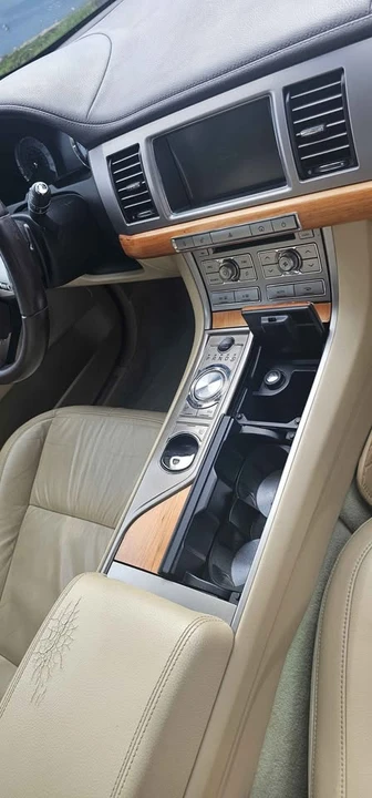 2010 Jaguar X250 XF - Image 9 of 20