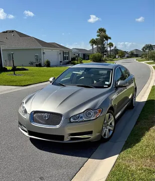 2010 Jaguar XF XF Sedan 4D