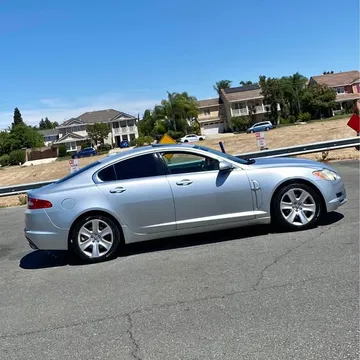 2010 Jaguar XF Sport Sedan 4D