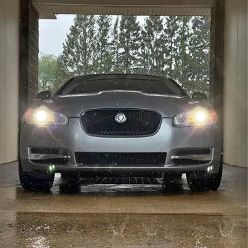 2010 Jaguar XF Supercharged Sedan 4D