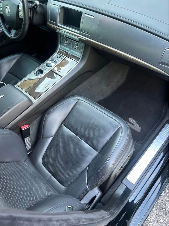 2010 Jaguar X250 XFR - Image 7 of 20