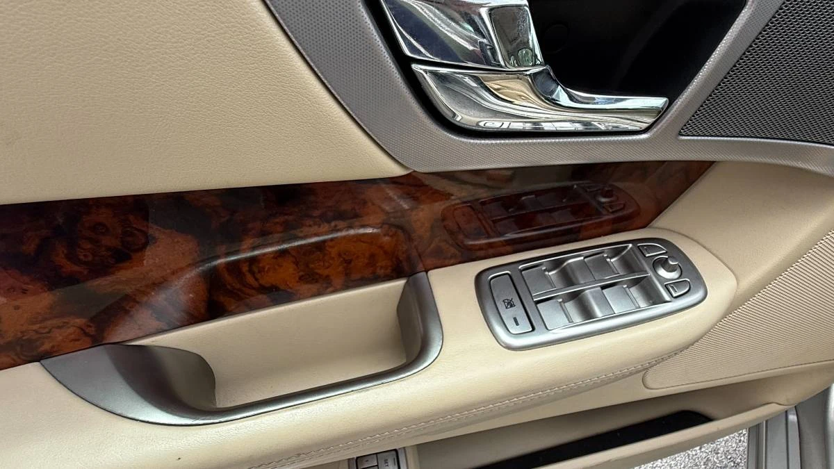 2010 Jaguar X250 XF - Image 10 of 17