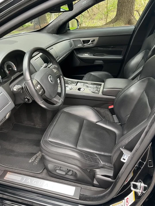 2010 Jaguar X250 XFR - Image 10 of 13