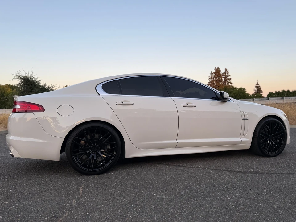 2010 Jaguar X250 XFR - Image 25 of 31