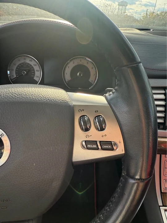 2010 Jaguar X250 XFR - Image 10 of 16