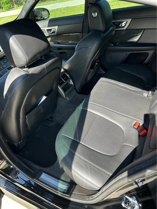 2010 Jaguar X250 XFR - Image 10 of 19