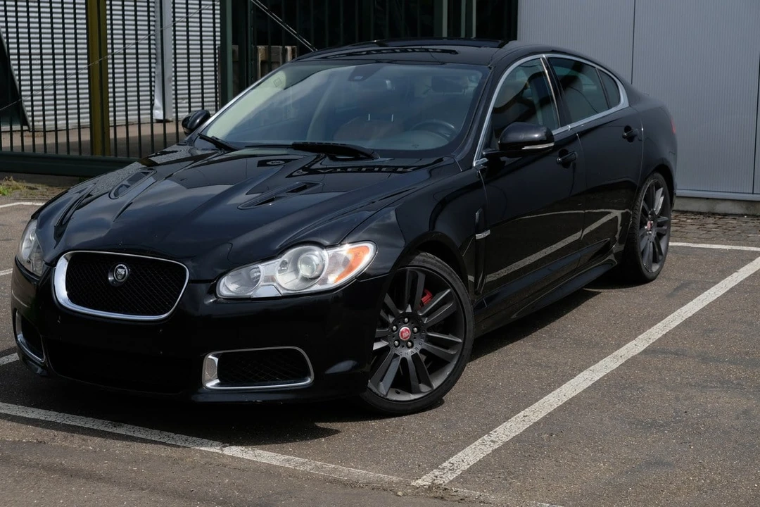 2010 Jaguar X250 XFR - Image 3 of 30