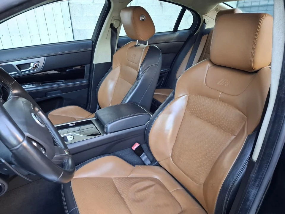 2010 Jaguar X250 XFR - Image 26 of 30