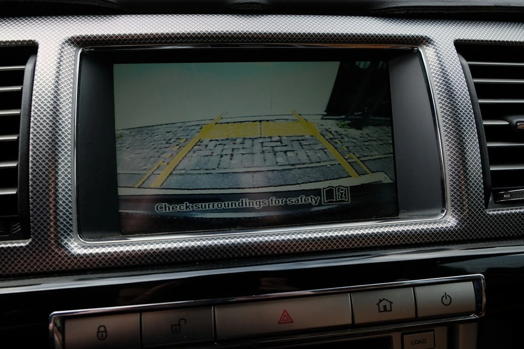 2010 Jaguar X250 XFR - Image 18 of 31