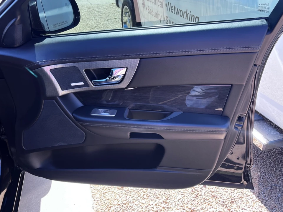 2010 Jaguar X250 XFR - Image 13 of 21