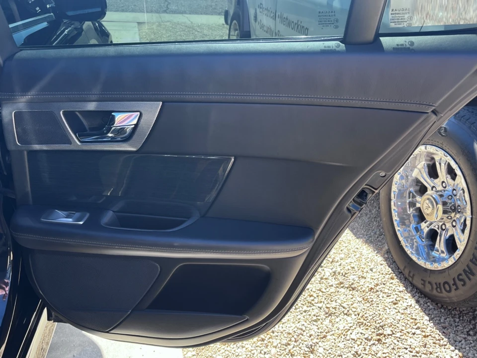 2010 Jaguar X250 XFR - Image 11 of 21