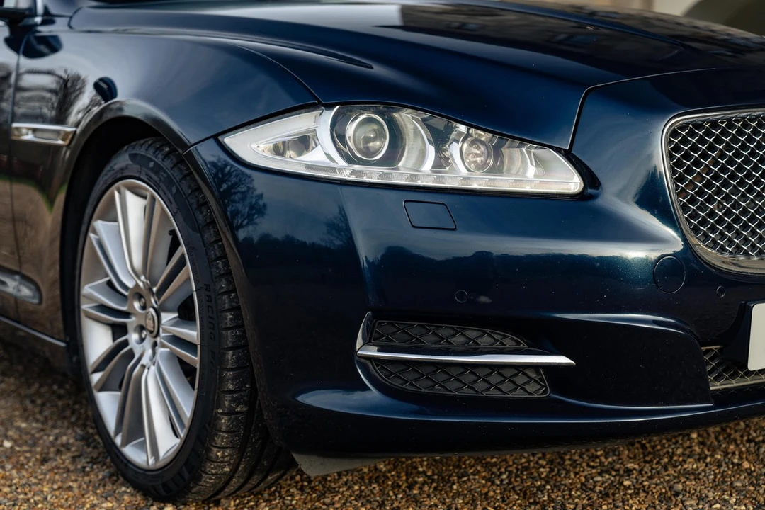 2010 Jaguar X351 XJ - Image 24 of 30