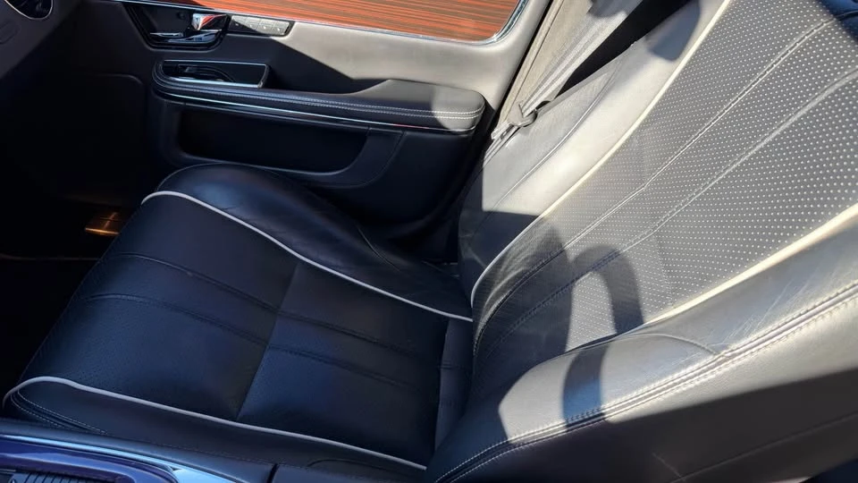 2010 Jaguar XJ Series 4 - Image 13 of 20