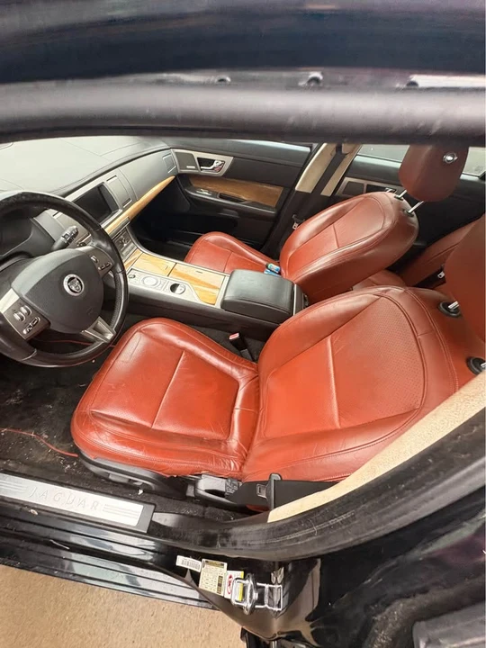 2010 Jaguar X351 XJ - Image 5 of 6