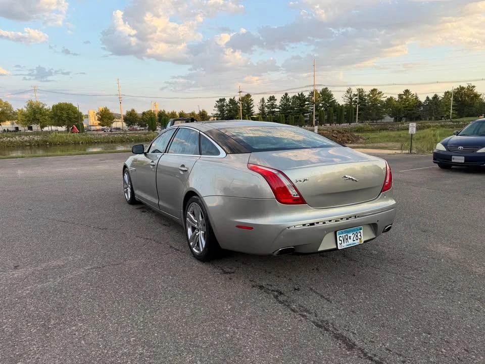 2010 Jaguar X351 XJ - Image 3 of 13