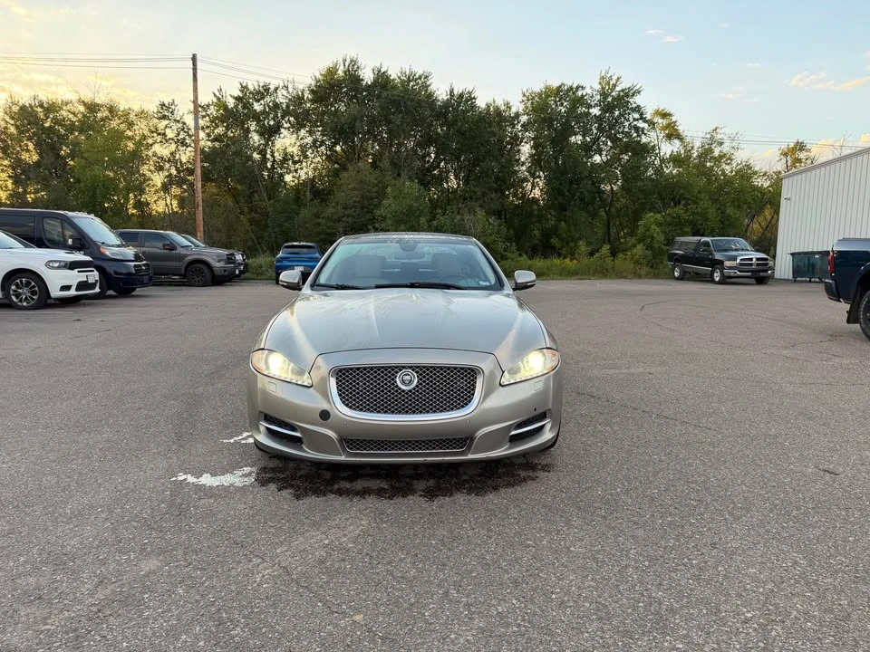 2010 Jaguar X351 XJ - Image 8 of 13