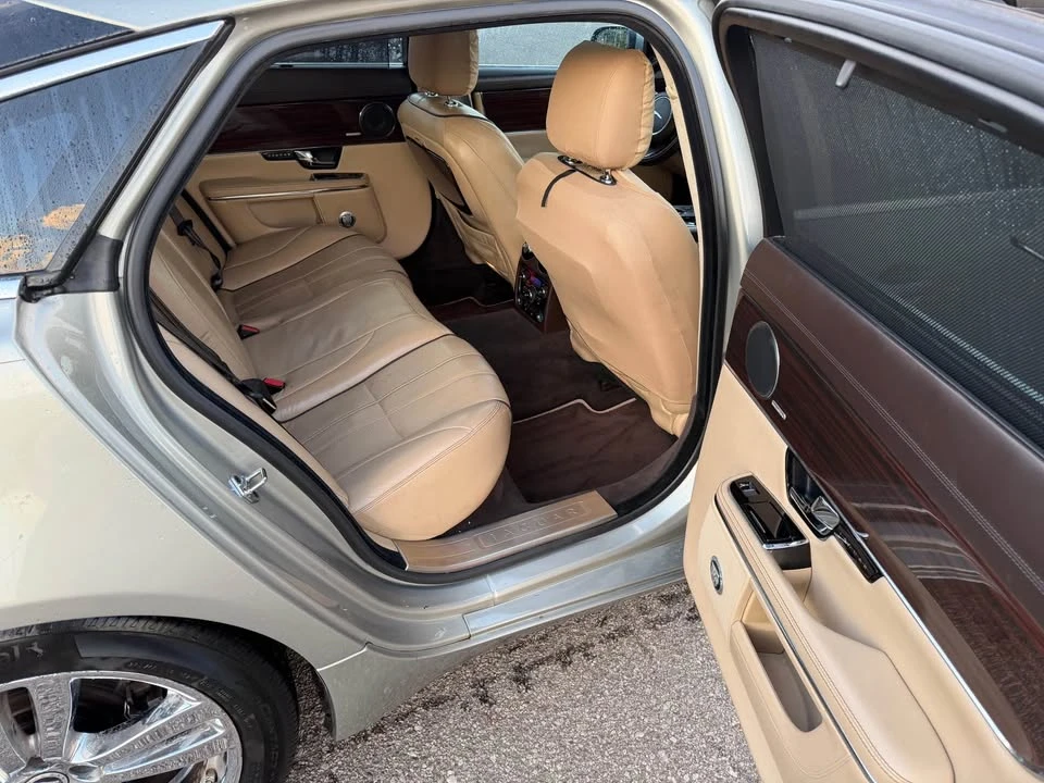 2010 Jaguar X351 XJ - Image 12 of 13