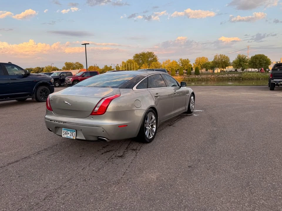 2010 Jaguar X351 XJ - Image 5 of 13
