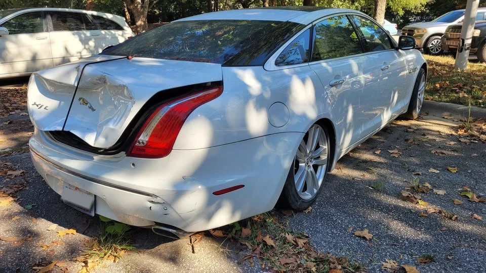 2010 Jaguar X351 XJ - Image 10 of 11