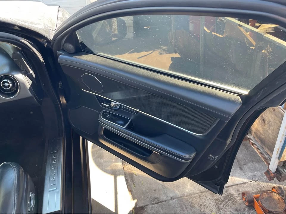 2010 Jaguar X351 XJ - Image 9 of 10