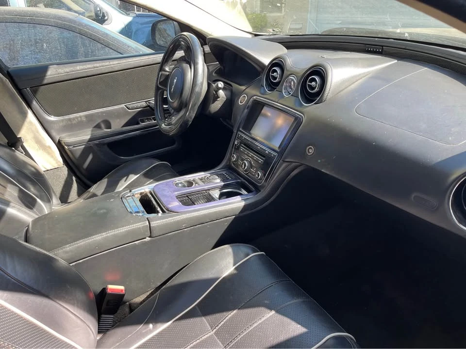 2010 Jaguar X351 XJ - Image 10 of 10