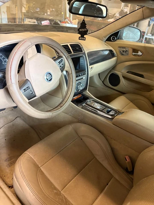 2010 Jaguar X150 XK - Image 3 of 6