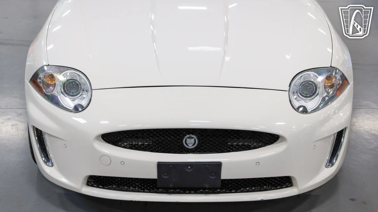 2010 Jaguar X150 XK - Image 9 of 21