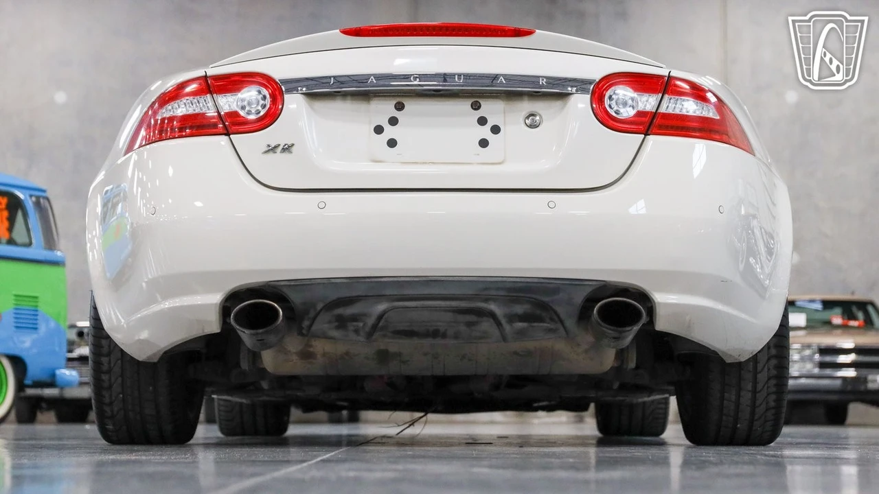 2010 Jaguar X150 XK - Image 26 of 31