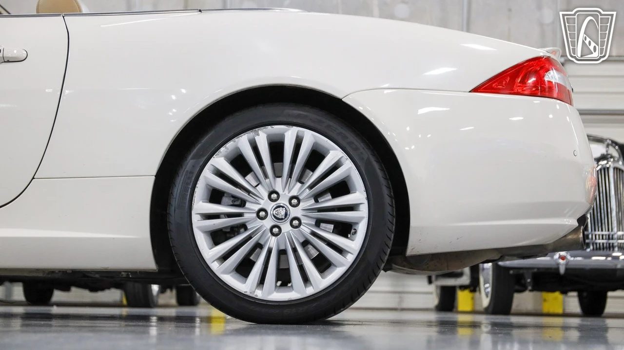2010 Jaguar X150 XK - Image 23 of 31