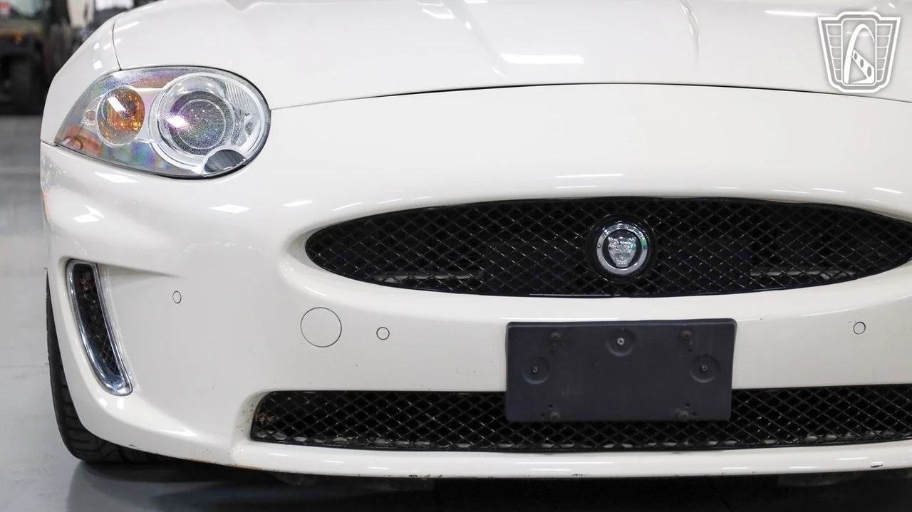 2010 Jaguar X150 XK - Image 10 of 21
