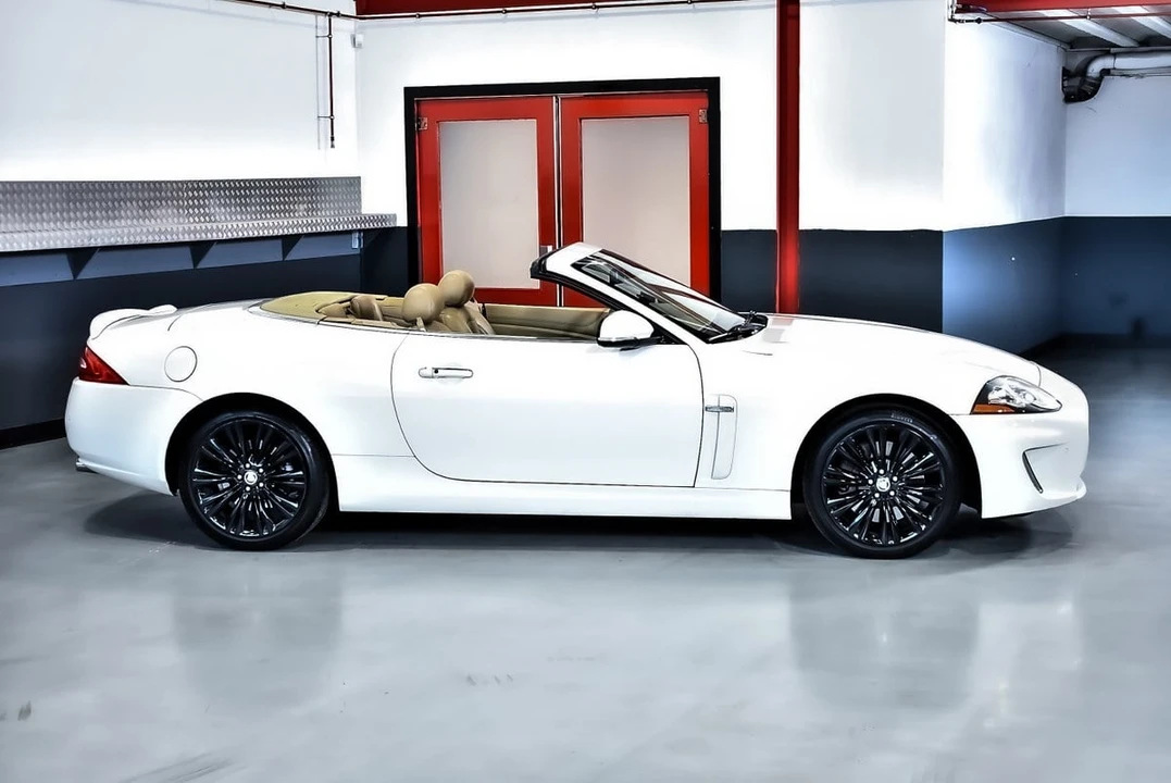 2010 Jaguar X150 XK - Image 11 of 30
