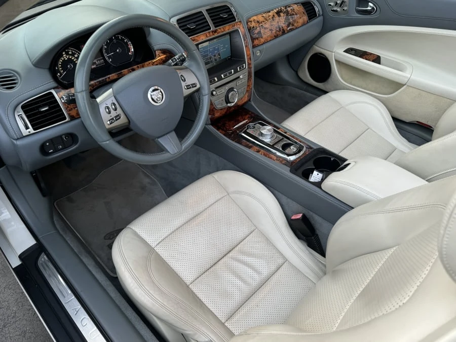 2010 Jaguar X150 XK - Image 7 of 14