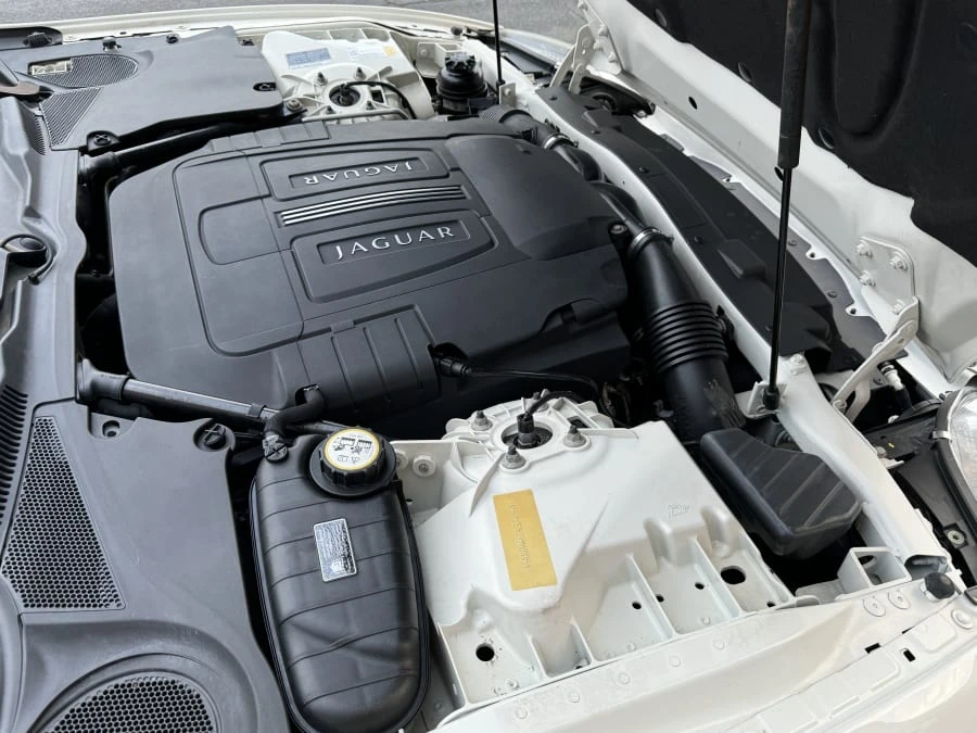 2010 Jaguar X150 XK - Image 12 of 14