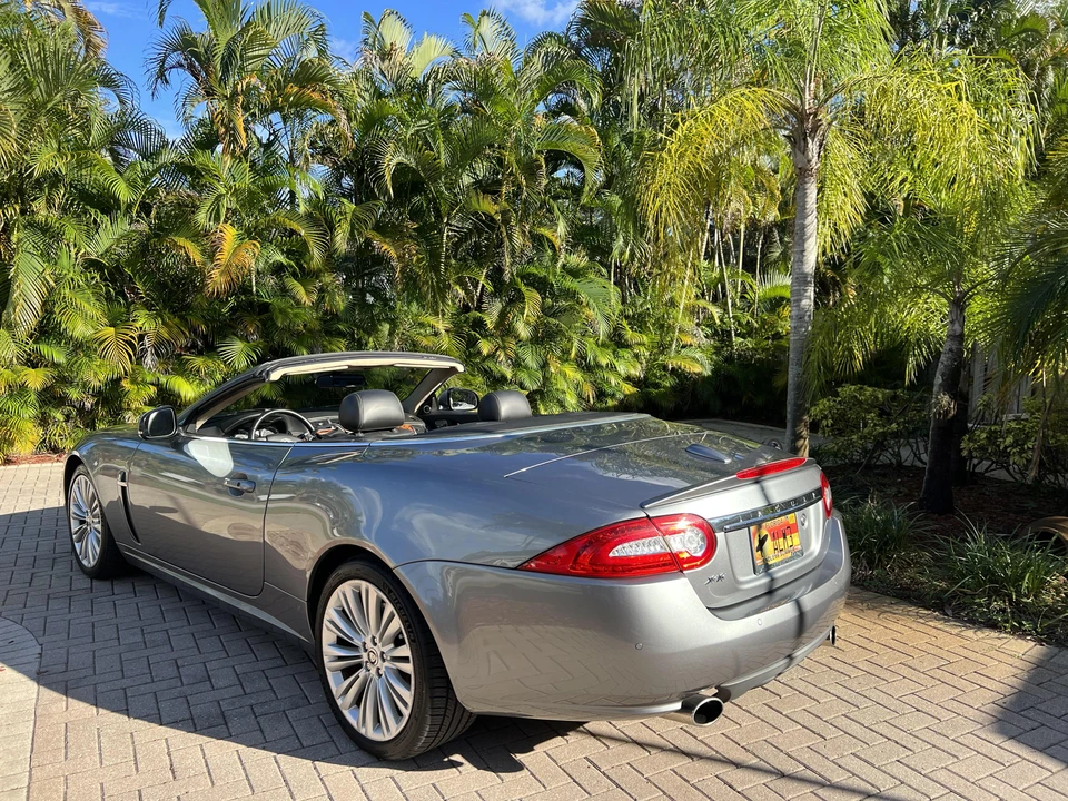 2010 Jaguar X150 XK - Image 8 of 29