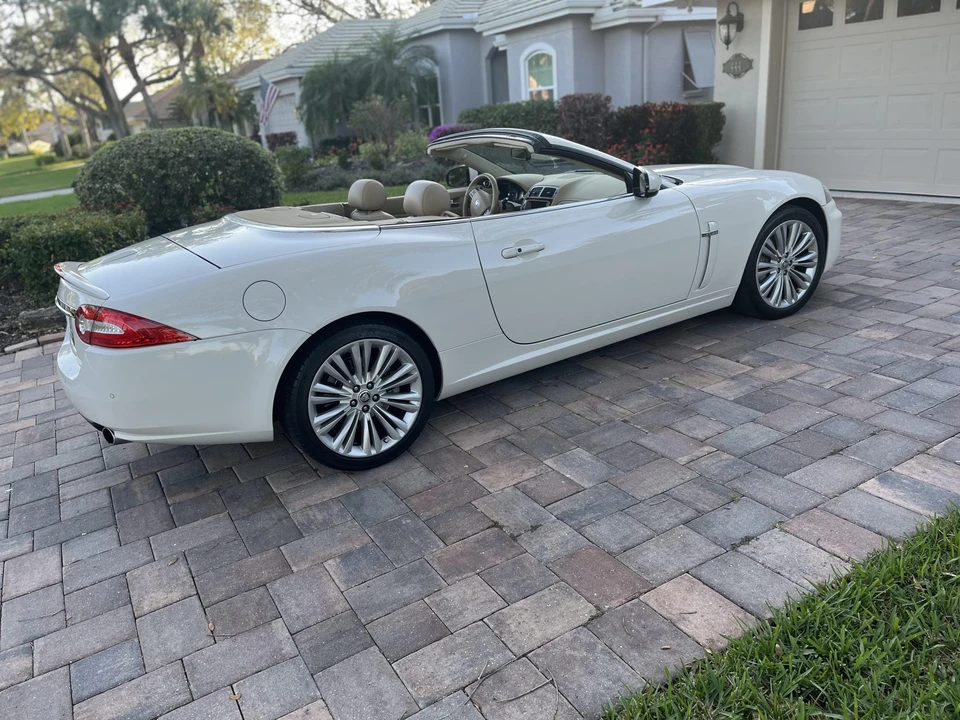 2010 Jaguar X150 XK - Image 8 of 31