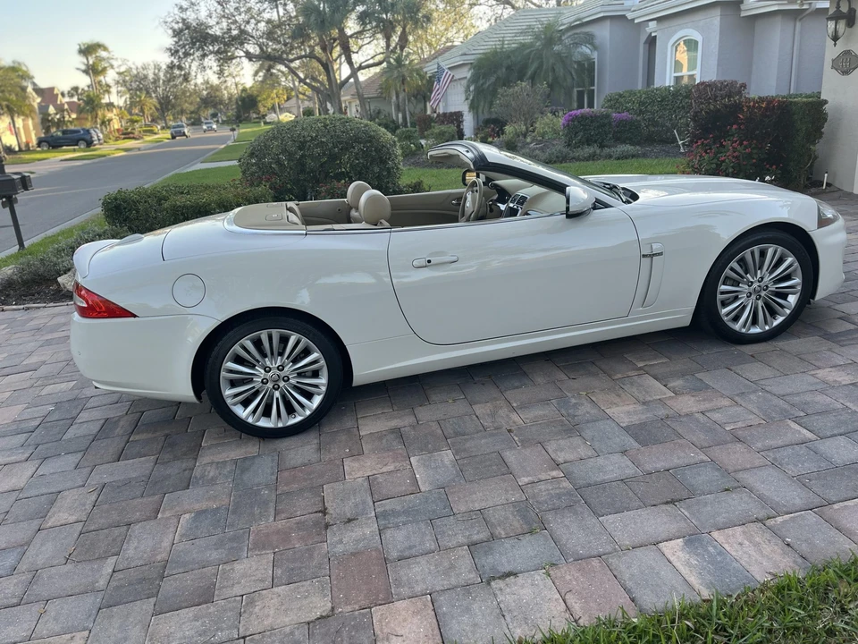 2010 Jaguar X150 XK - Image 9 of 31