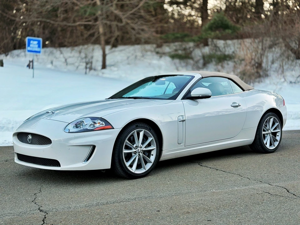2010 Jaguar X150 XK - Image 3 of 31