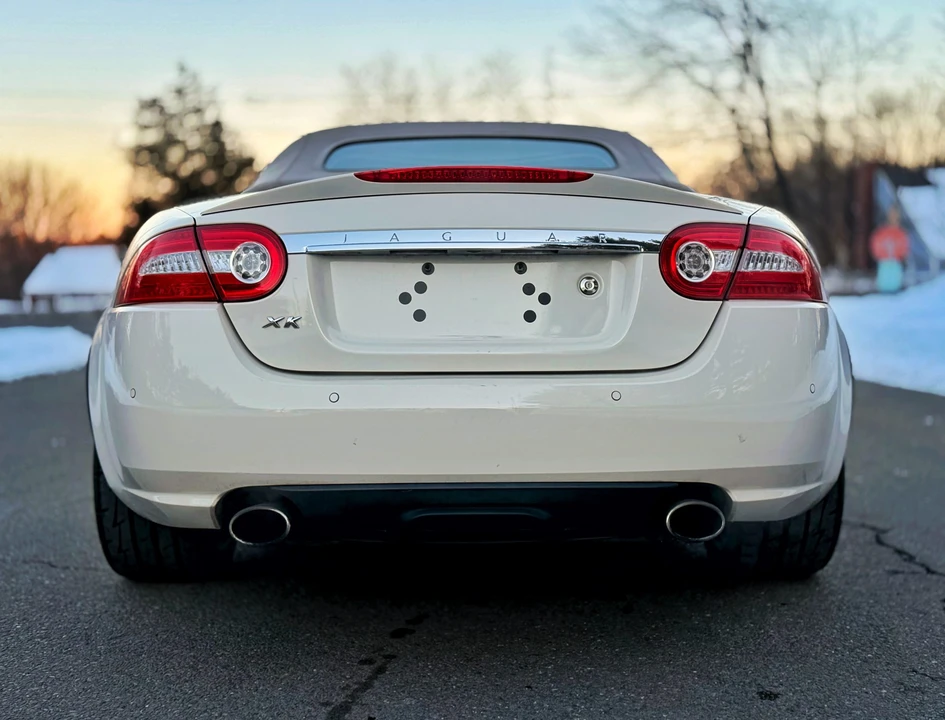 2010 Jaguar X150 XK - Image 10 of 31