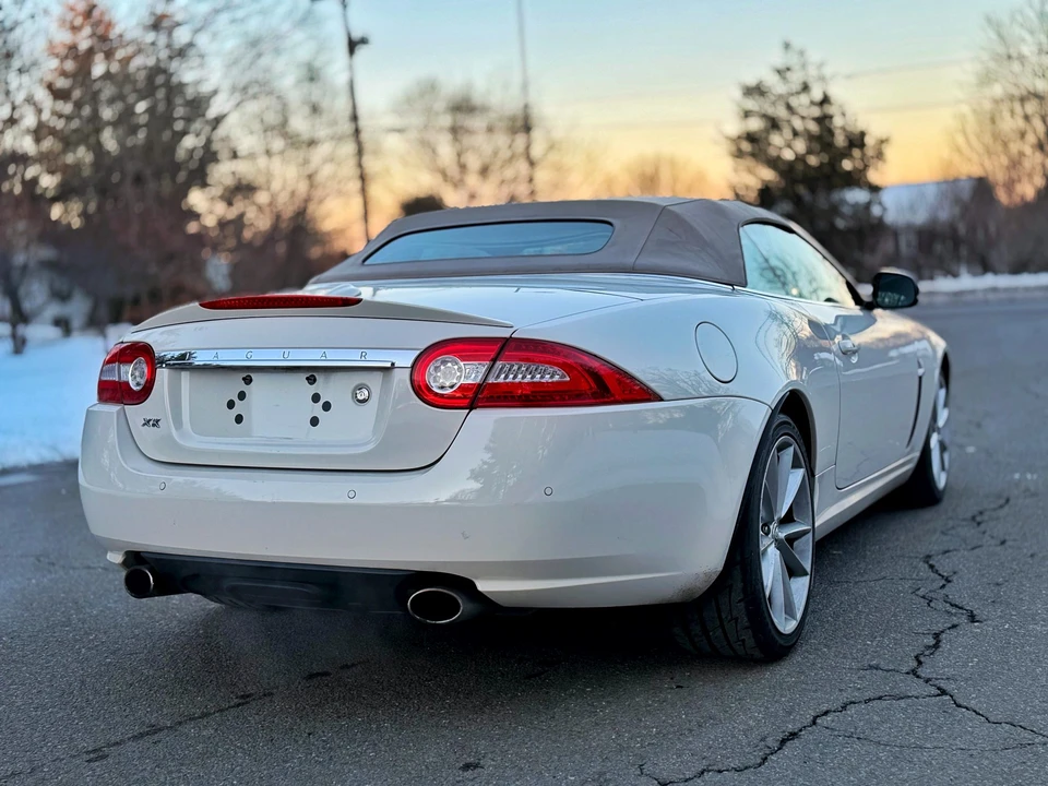 2010 Jaguar X150 XK - Image 11 of 31