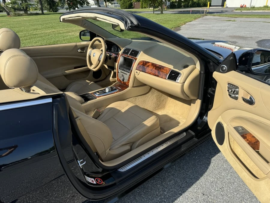 2010 Jaguar X150 XK - Image 5 of 9