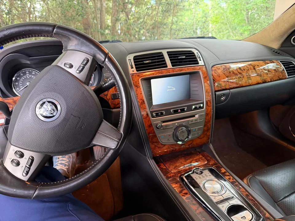 2010 Jaguar X150 XK - Image 6 of 8