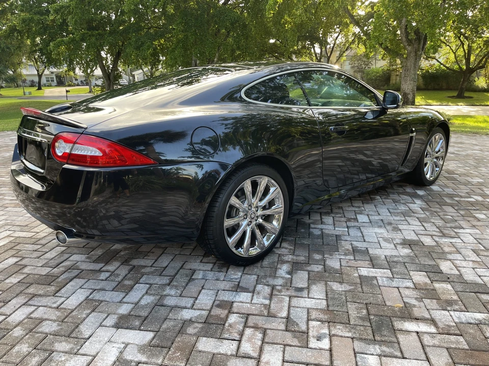 2010 Jaguar X150 XK - Image 10 of 31
