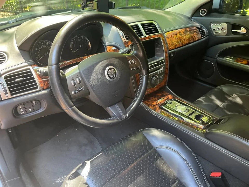 2010 Jaguar X150 XK - Image 9 of 20