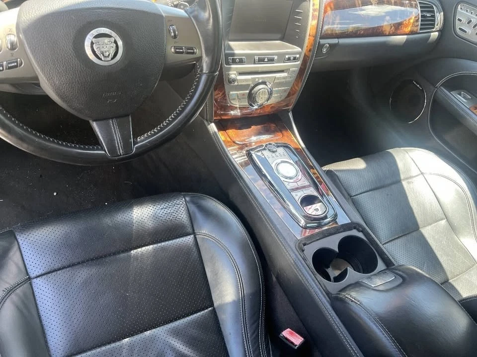 2010 Jaguar X150 XK - Image 8 of 13